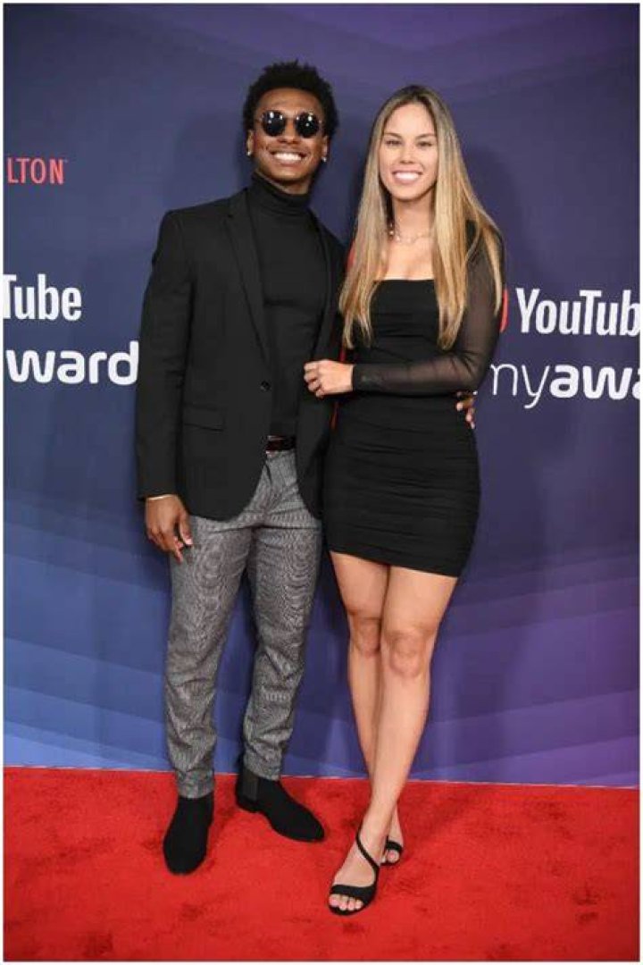 Deestroying Net Worth Girlfriend Famous People Today