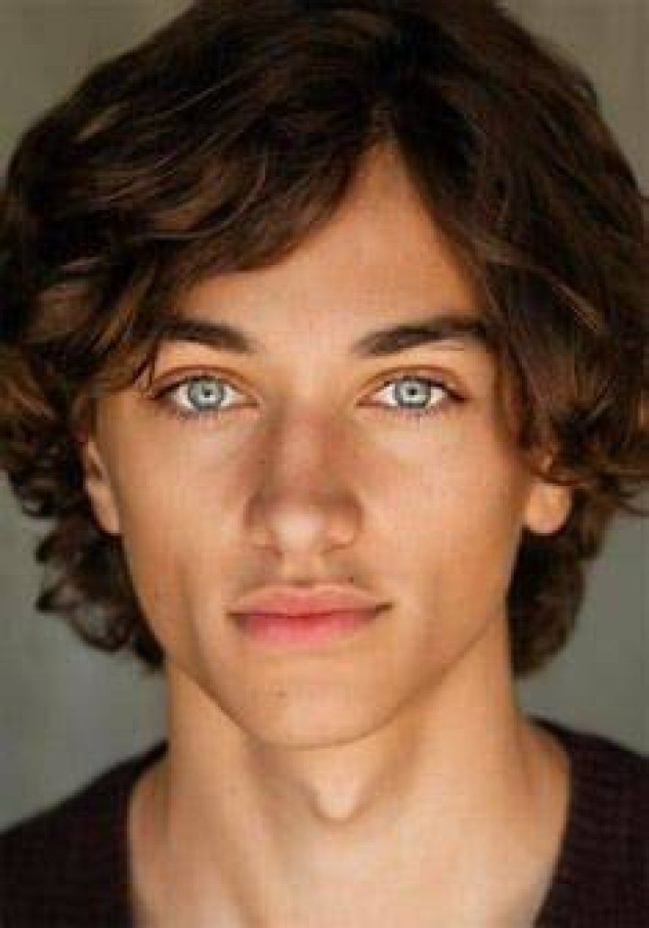GAVIN CASALEGNO (ATTORE) WIKI, BIOGRAFIA, ET&Agrave;, ALTEZZA, PESO