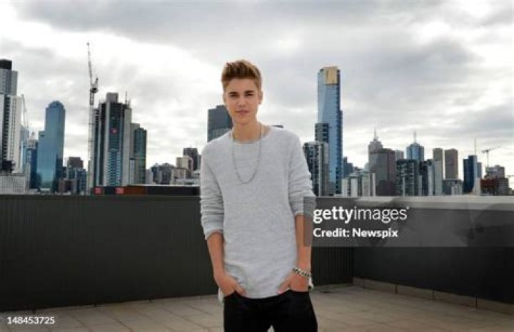 Justin Bieber's Net Worth (2023) How Much Are Hailey & Justin Bieber