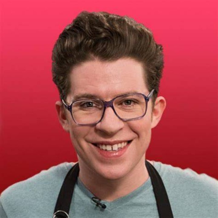 Justin Warner, Season 8 Food Network Star winner from Brooklyn, NY
