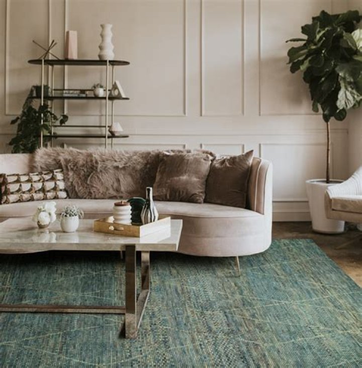 Kaleen Rugs Launches 4 Collections with HGTV’s Bargain Mansions Star