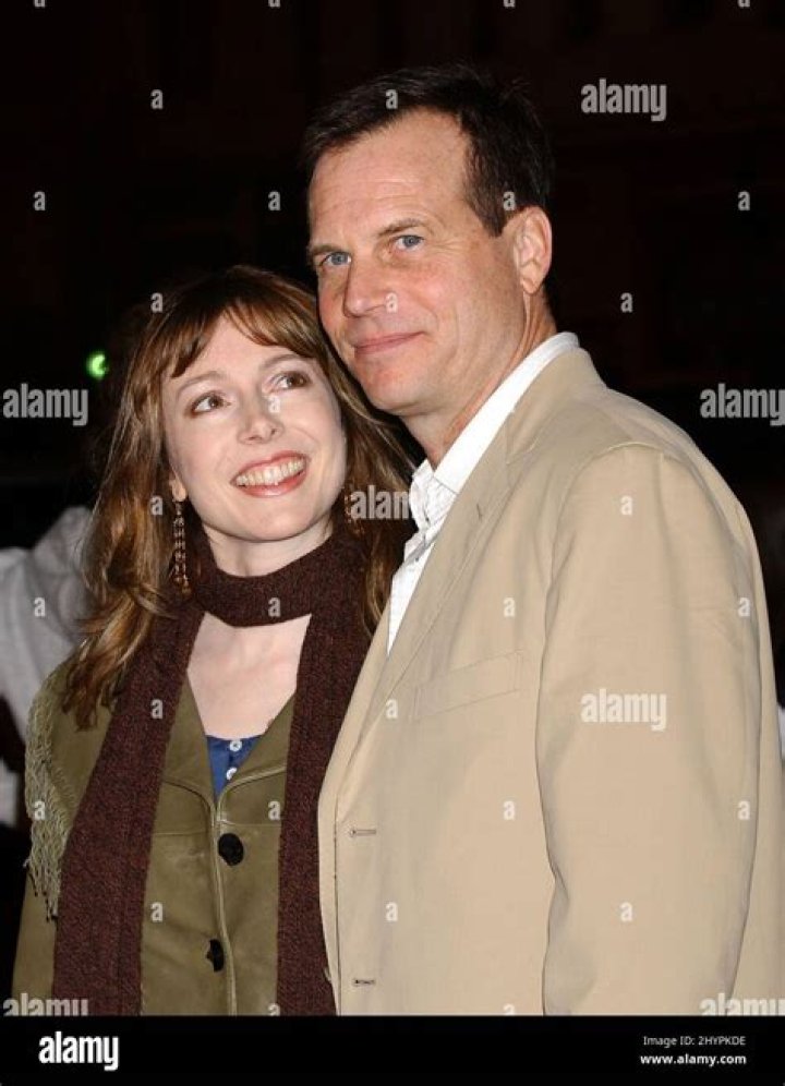 Louise Newbury, Bill Paxton&rsquo;s Wife 5 Fast Facts You Need to Know