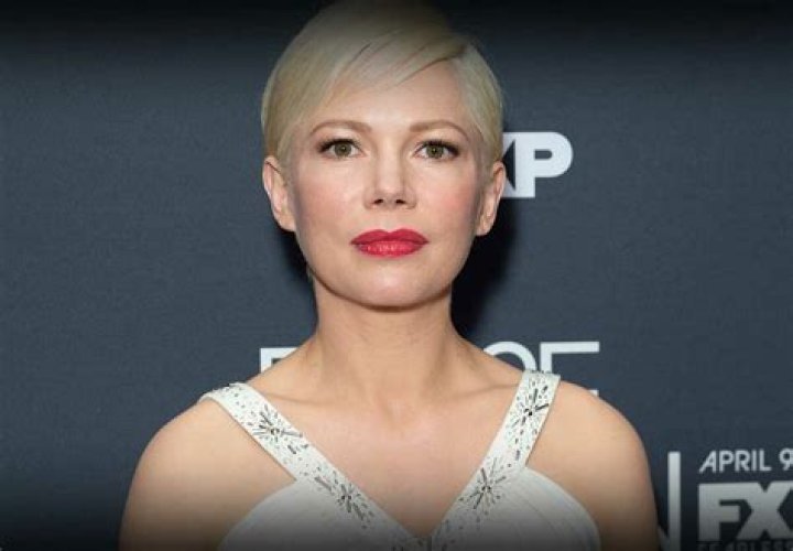 Michelle Williams Wanted to Be a Lawyer Before She Became a Singer