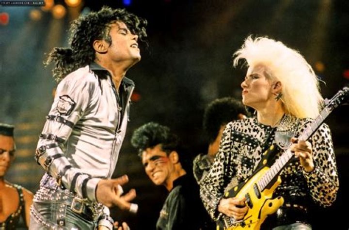 MJ and Jennifer Batten a photo on Flickriver