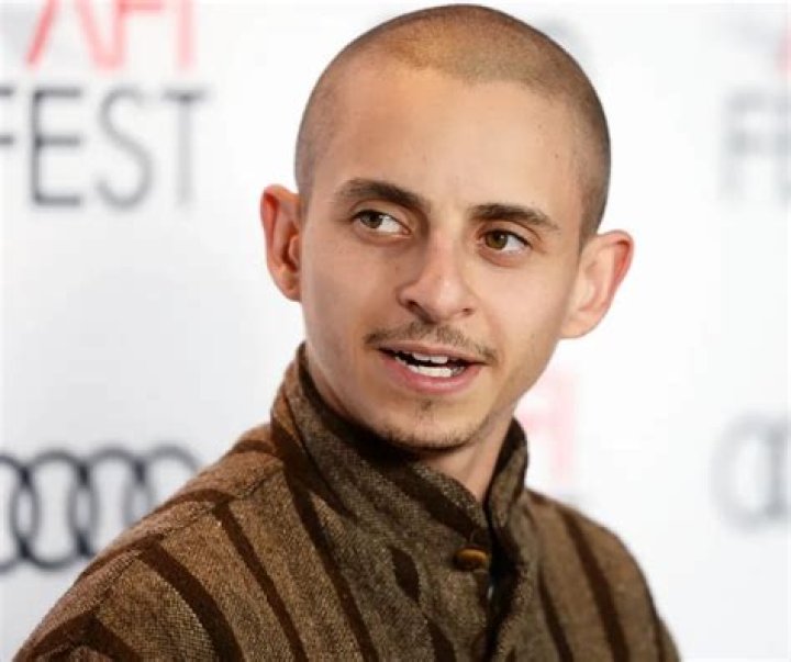 Moises Arias Age, Height, Net Worth, TvSeries, Movies, Wife Stark Times