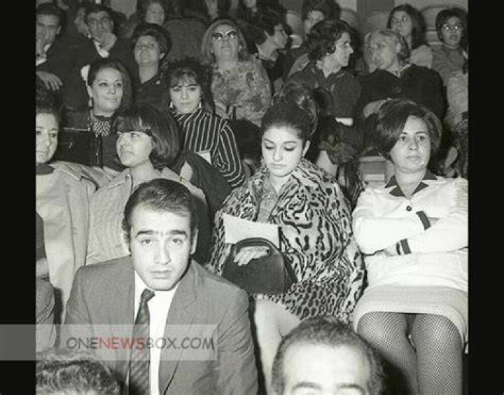 Photos of Googoosh and Mahmoud ghorbanis wedding Page 3 One News Box