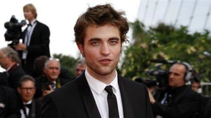 Robert Pattinson Wiki, Bio, Age, Net Worth, and Other Facts Facts Five