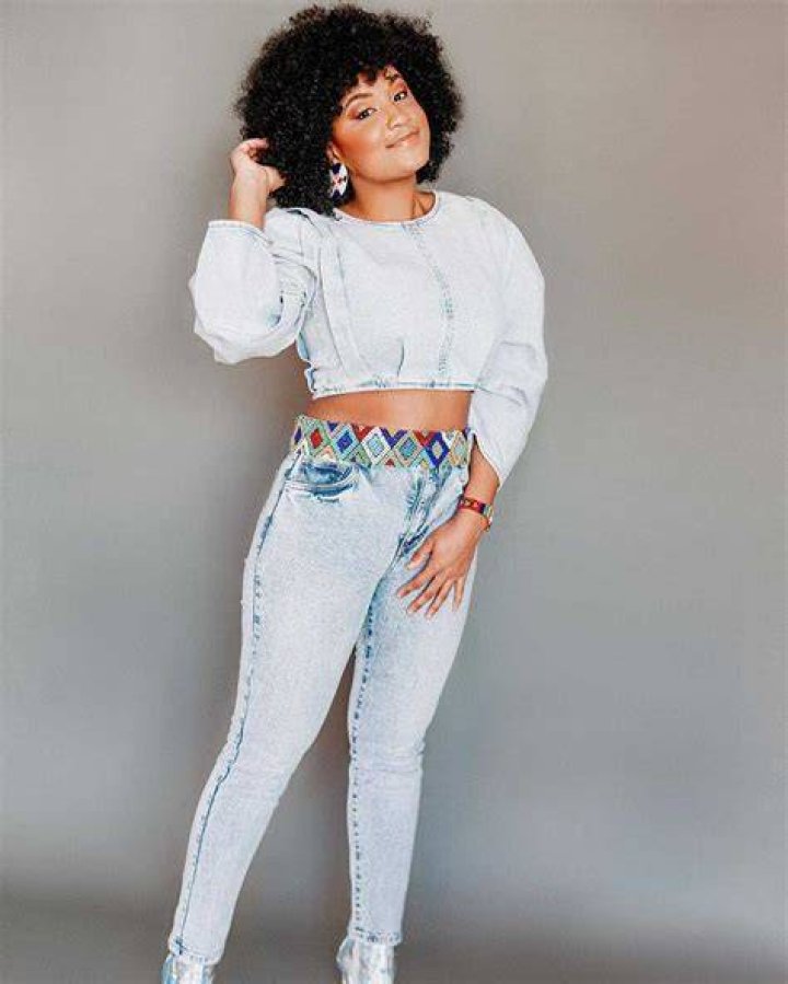 Simmy bio age, Instagram, parents, songs, album, career, Twitter, is