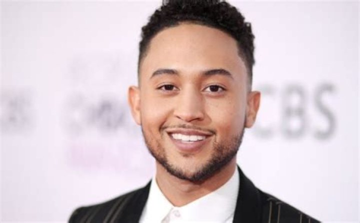 Tahj Mowry net worth, salary. What he owns houses, cars