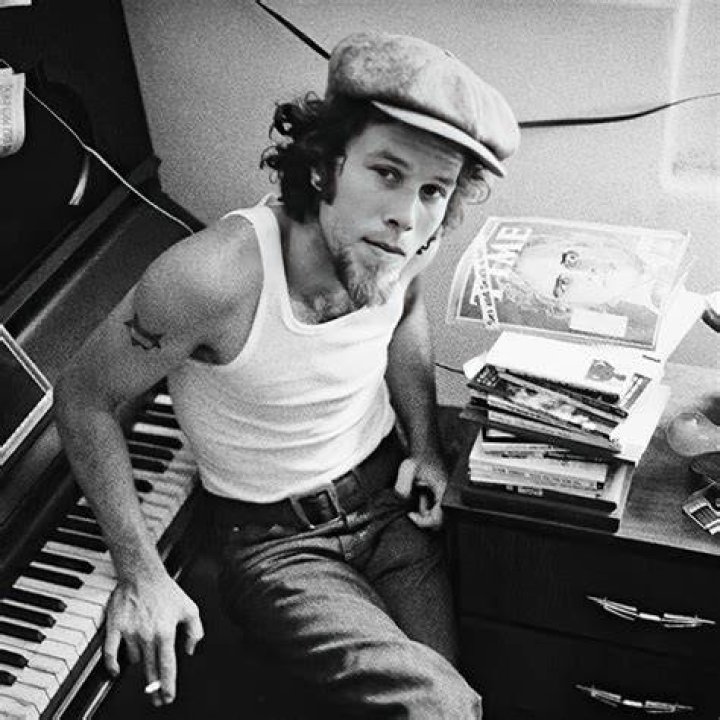 Uncover The Remarkable Net Worth And Success Secrets Of Tom Waits
