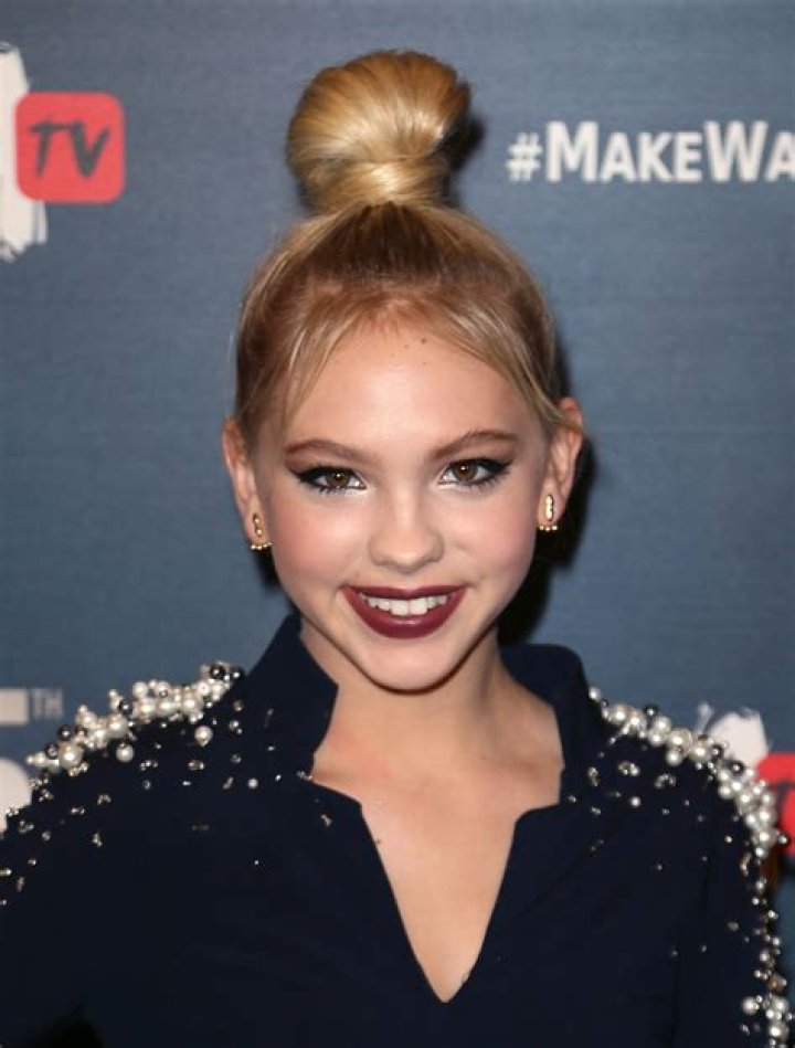 What is Jordyn Jones famous for? Celebrity.fm 1 Official Stars