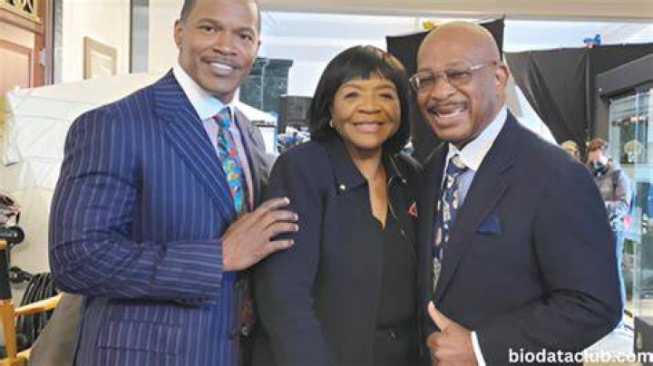 Willie Gary Bio, Wiki, Age, Height, Wife, Twins, Law Firm, and Net Worth.